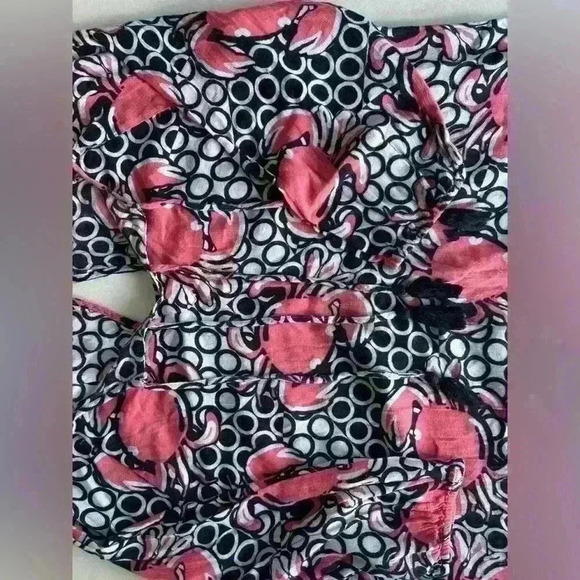 Crown & Ivy Womens SZ M Crab Print Tunic Top Shirt 3/4 Sleeve Keyhole Back Ties - Picture 4 of 6